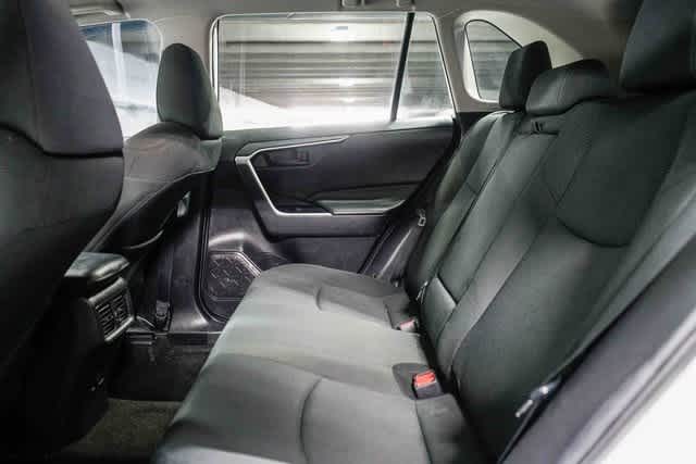 Thumbnail: 2021 Toyota RAV4 - 11