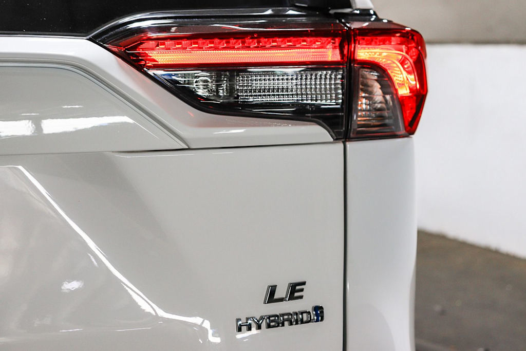 Thumbnail: 2024 Toyota RAV4 - 25
