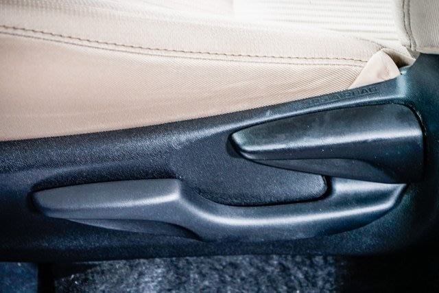 Thumbnail: 2014 Toyota RAV4 - 26