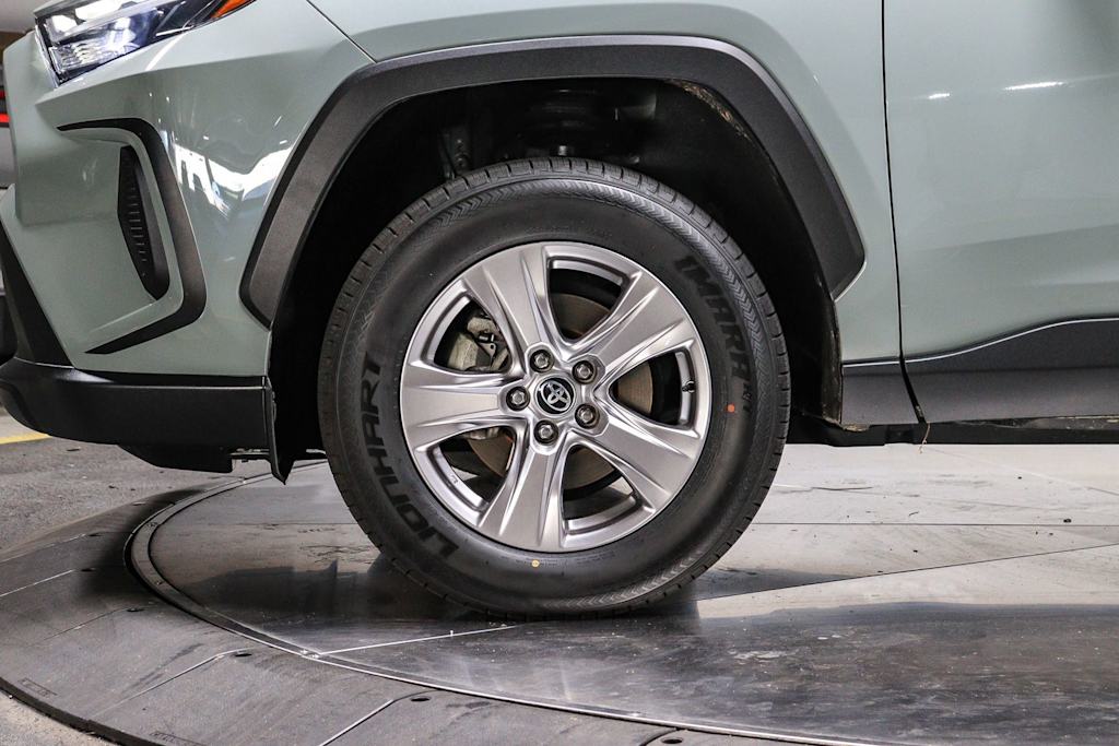 Thumbnail: 2022 Toyota RAV4 - 5
