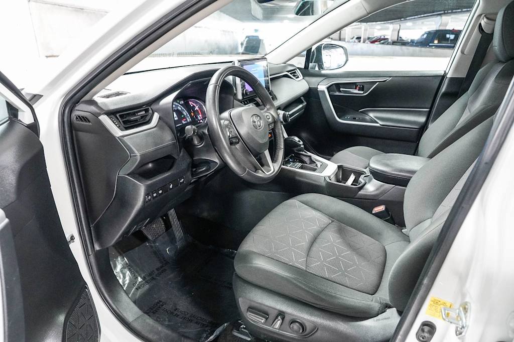 Thumbnail: 2023 Toyota RAV4 - 10
