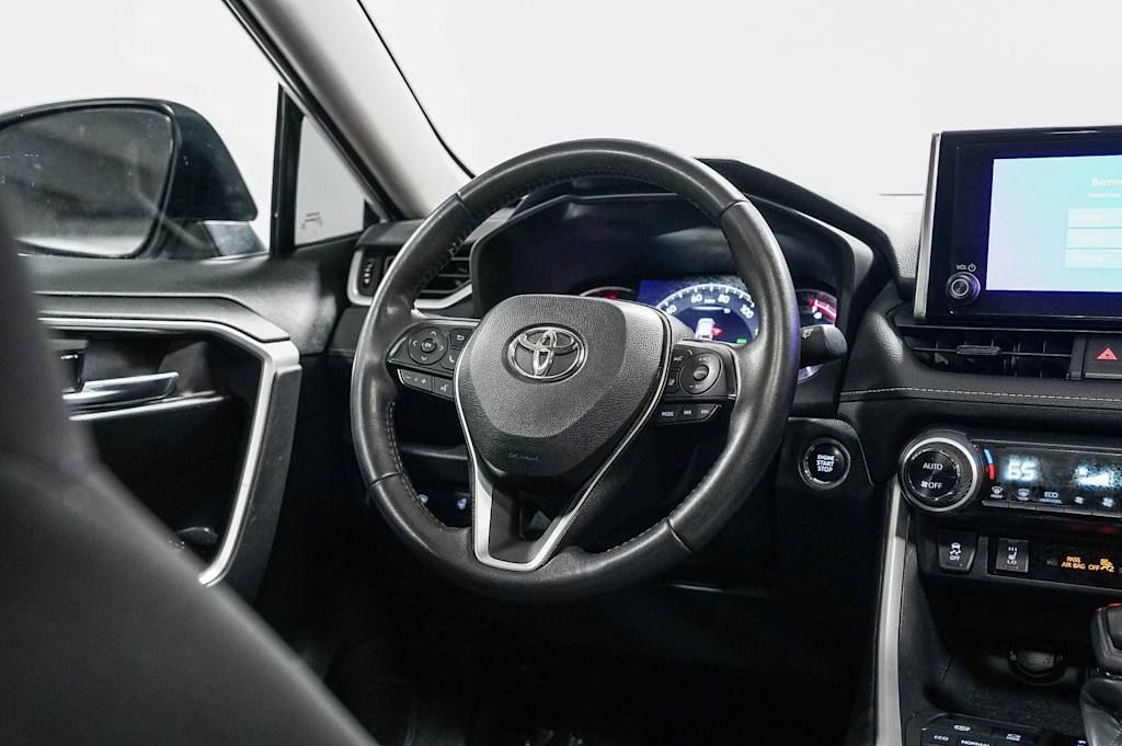 Thumbnail: 2023 Toyota RAV4 - 12