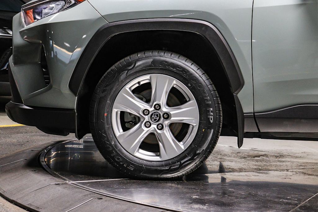 Thumbnail: 2020 Toyota RAV4 - 6