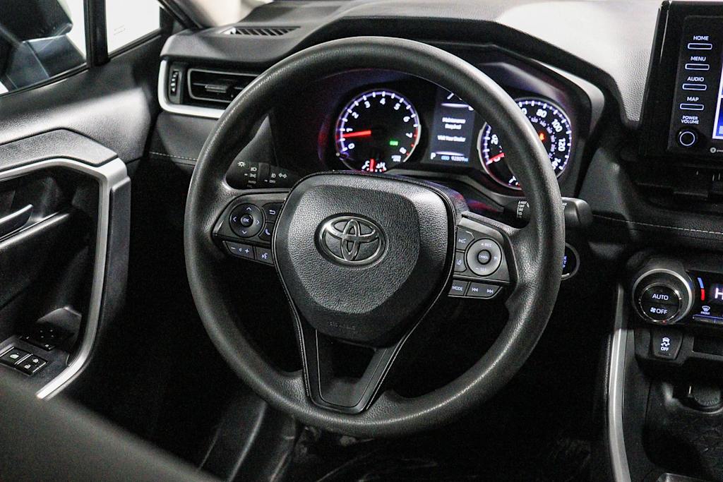 Thumbnail: 2020 Toyota RAV4 - 11
