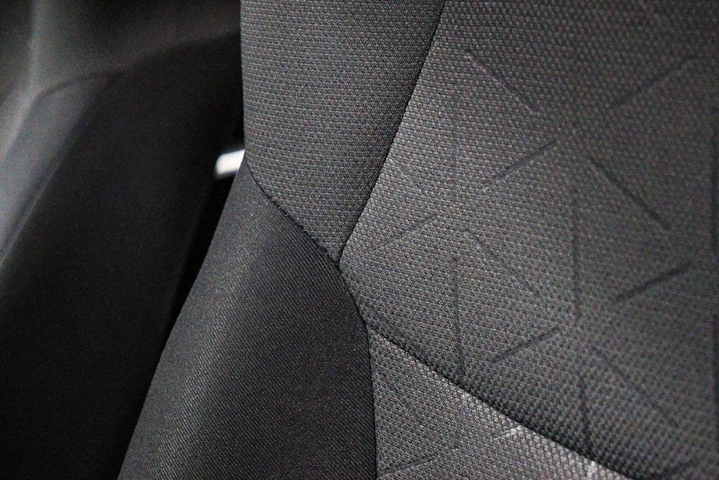 Thumbnail: 2020 Toyota RAV4 - 29