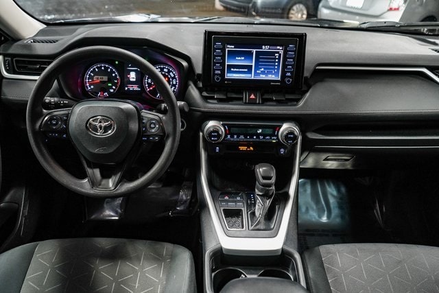 2020 Toyota RAV4 XLE 2