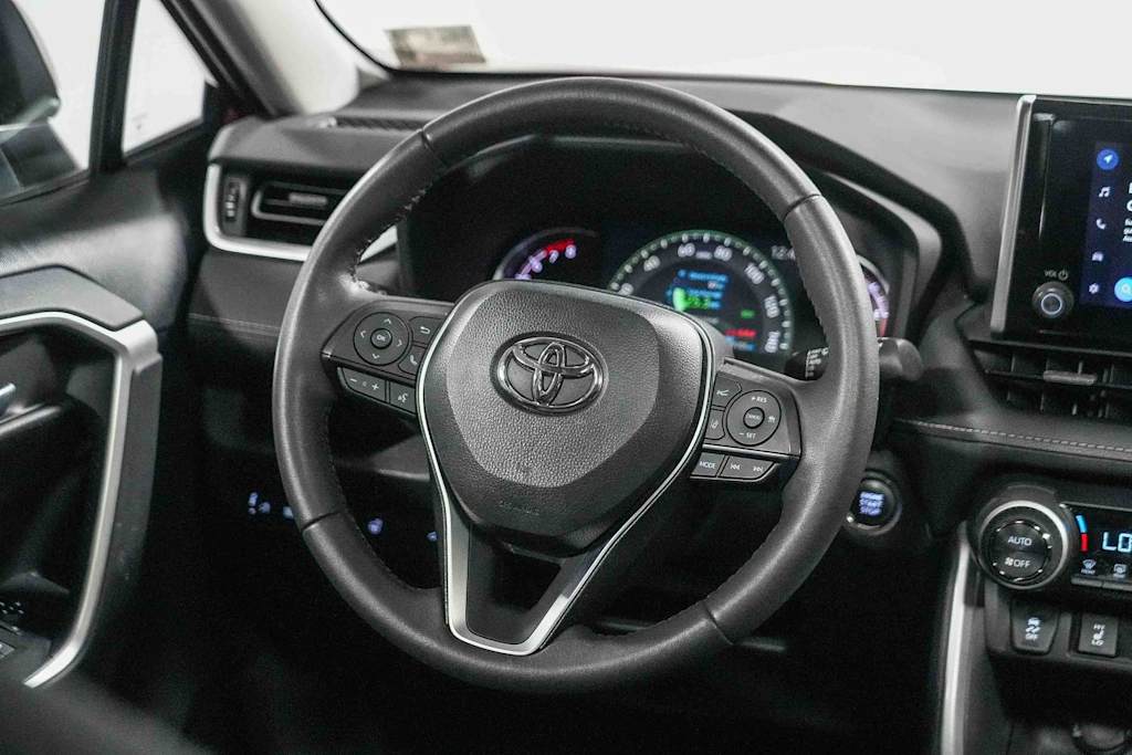 Thumbnail: 2023 Toyota RAV4 - 8