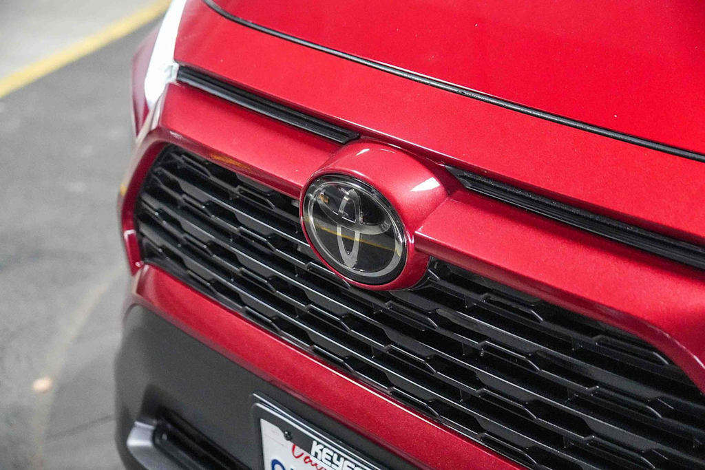 Thumbnail: 2023 Toyota RAV4 - 5