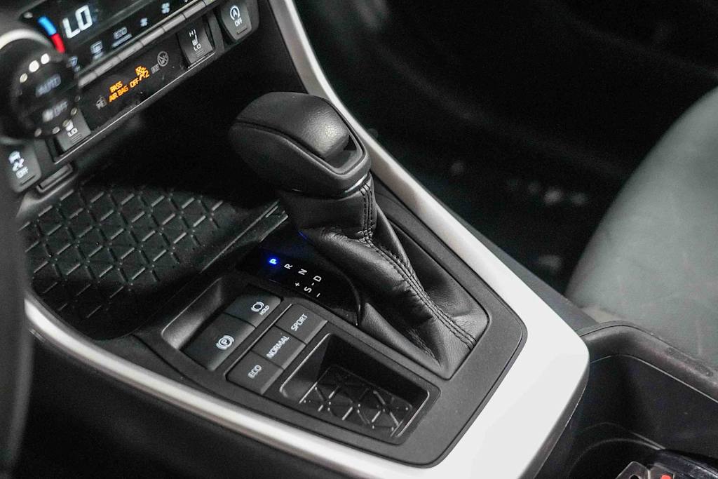Thumbnail: 2023 Toyota RAV4 - 13