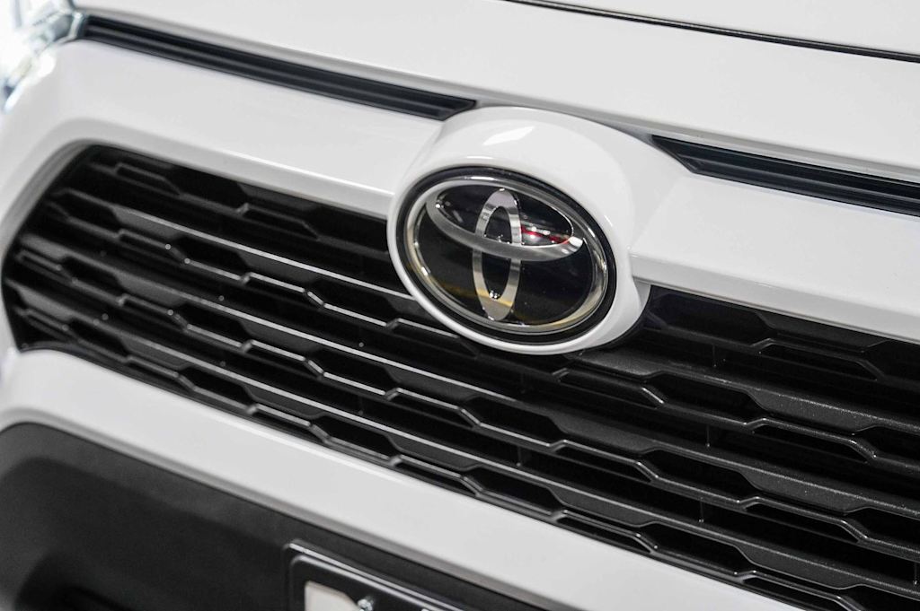 Thumbnail: 2024 Toyota RAV4 - 5