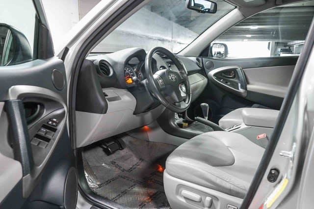 Thumbnail: 2012 Toyota RAV4 - 12