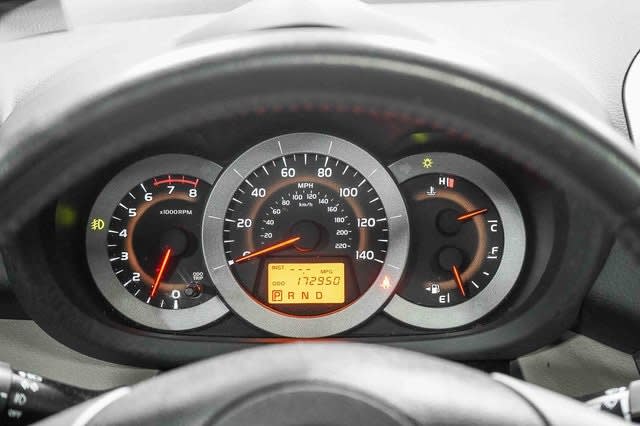 Thumbnail: 2012 Toyota RAV4 - 15