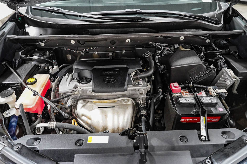 Thumbnail: 2018 Toyota RAV4 - 7