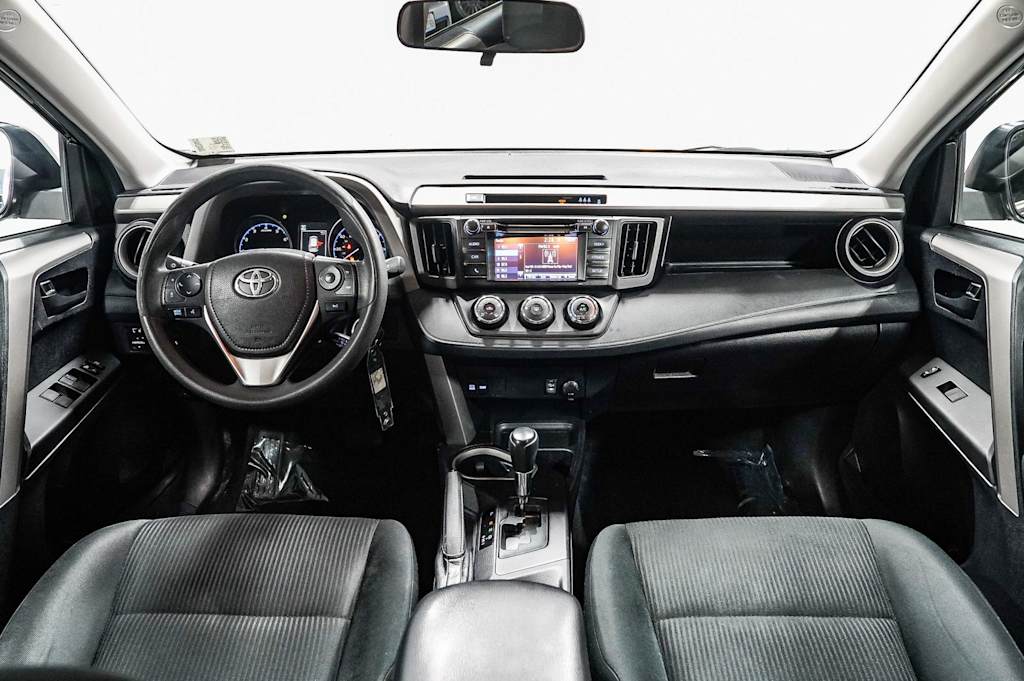 Thumbnail: 2018 Toyota RAV4 - 2