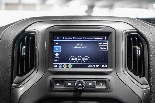 Thumbnail: 2023 Chevrolet Silverado 1500 - 22