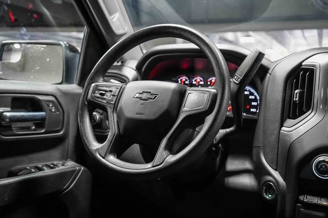 Thumbnail: 2023 Chevrolet Silverado 1500 - 8