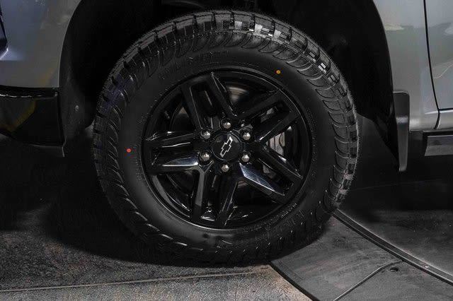 Thumbnail: 2023 Chevrolet Silverado 1500 - 6
