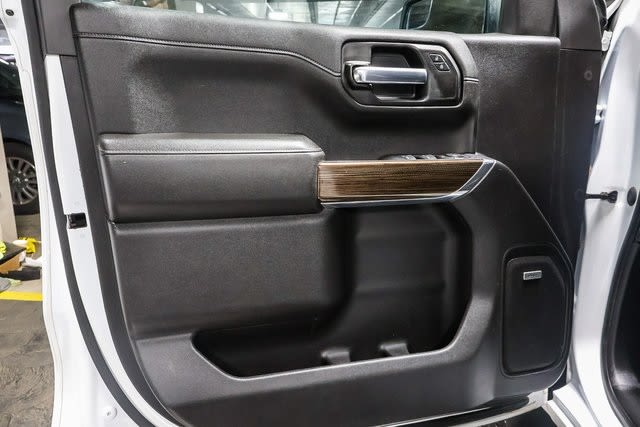2021 Chevrolet Silverado 1500 RST 23