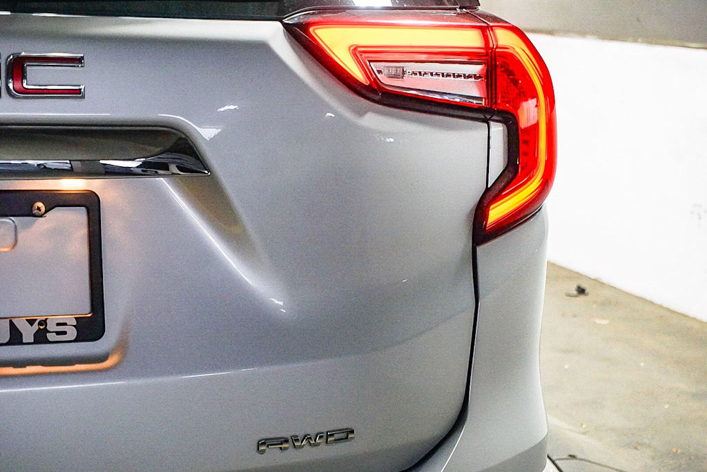 Thumbnail: 2022 GMC Terrain - 22