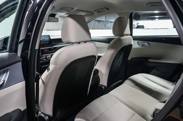 Thumbnail: 2023 Kia Forte - 12