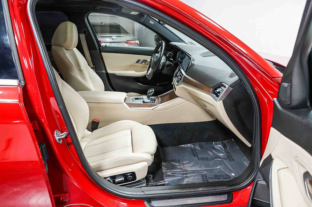 Thumbnail: 2021 BMW 3 Series - 9