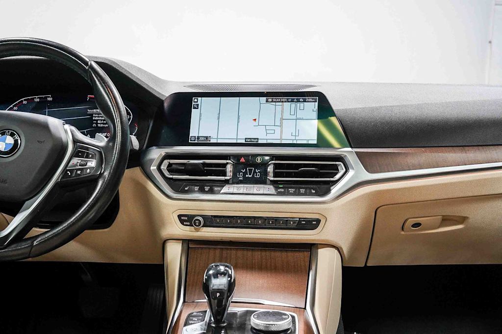 Thumbnail: 2021 BMW 3 Series - 8
