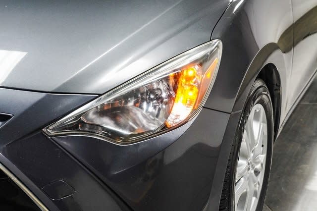 2018 Toyota Yaris iA Base 21