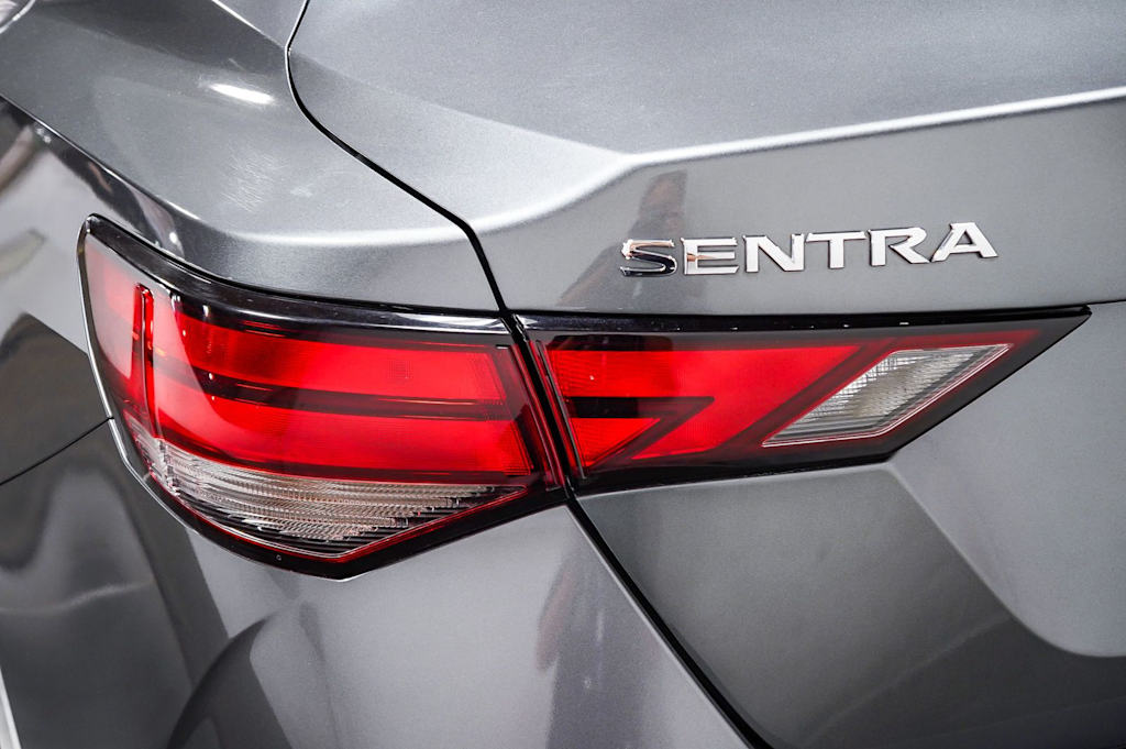Thumbnail: 2021 Nissan Sentra - 21