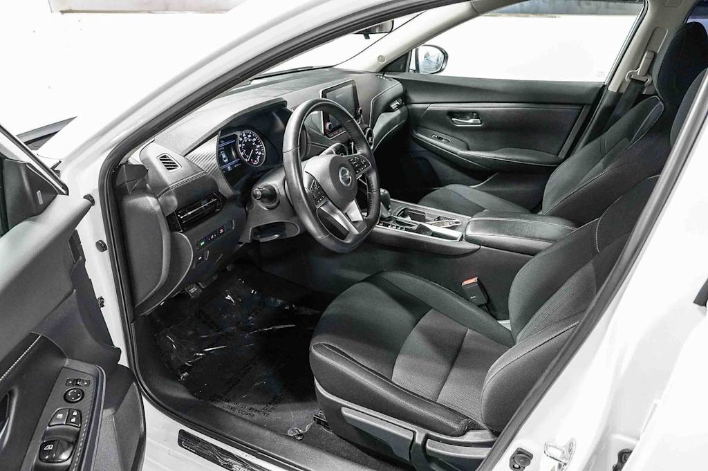 Thumbnail: 2020 Nissan Sentra - 11