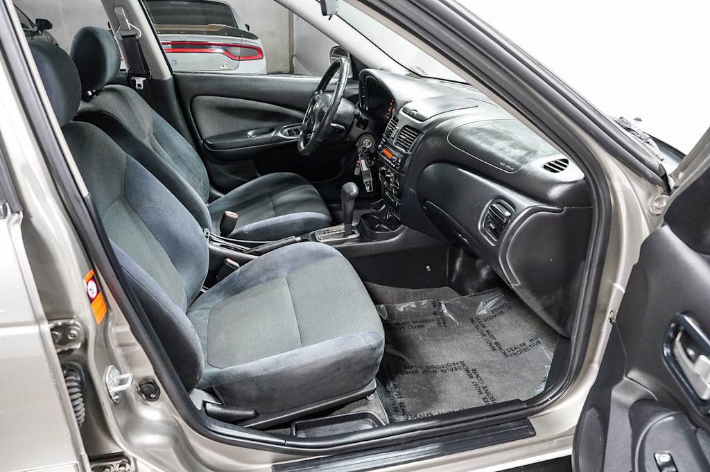 Thumbnail: 2006 Nissan Sentra - 10
