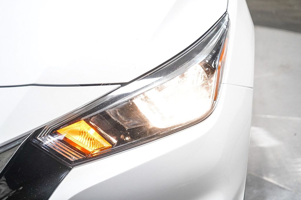 Thumbnail: 2021 Nissan Versa - 20