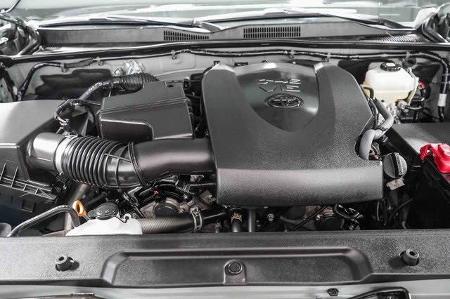 Thumbnail: 2022 Toyota Tacoma - 8