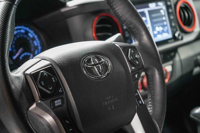 Thumbnail: 2022 Toyota Tacoma - 23