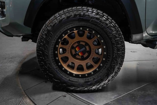 Thumbnail: 2022 Toyota Tacoma - 7