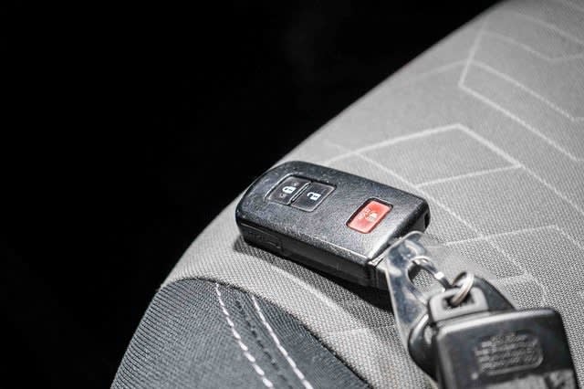 Thumbnail: 2022 Toyota Tacoma - 17