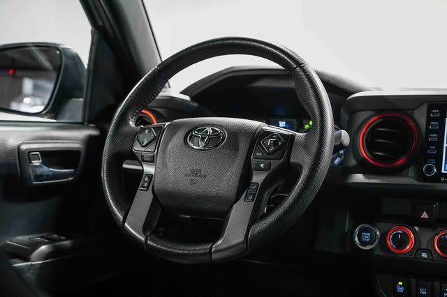 Thumbnail: 2022 Toyota Tacoma - 13