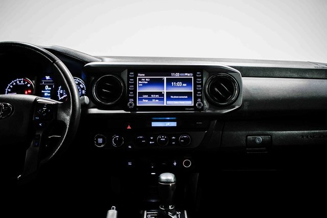 Thumbnail: 2021 Toyota Tacoma - 8