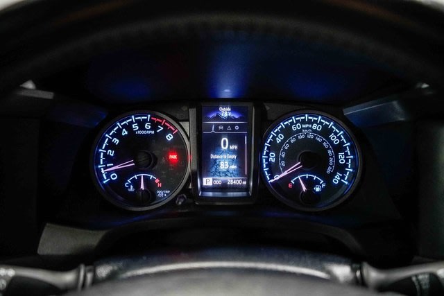 Thumbnail: 2021 Toyota Tacoma - 15