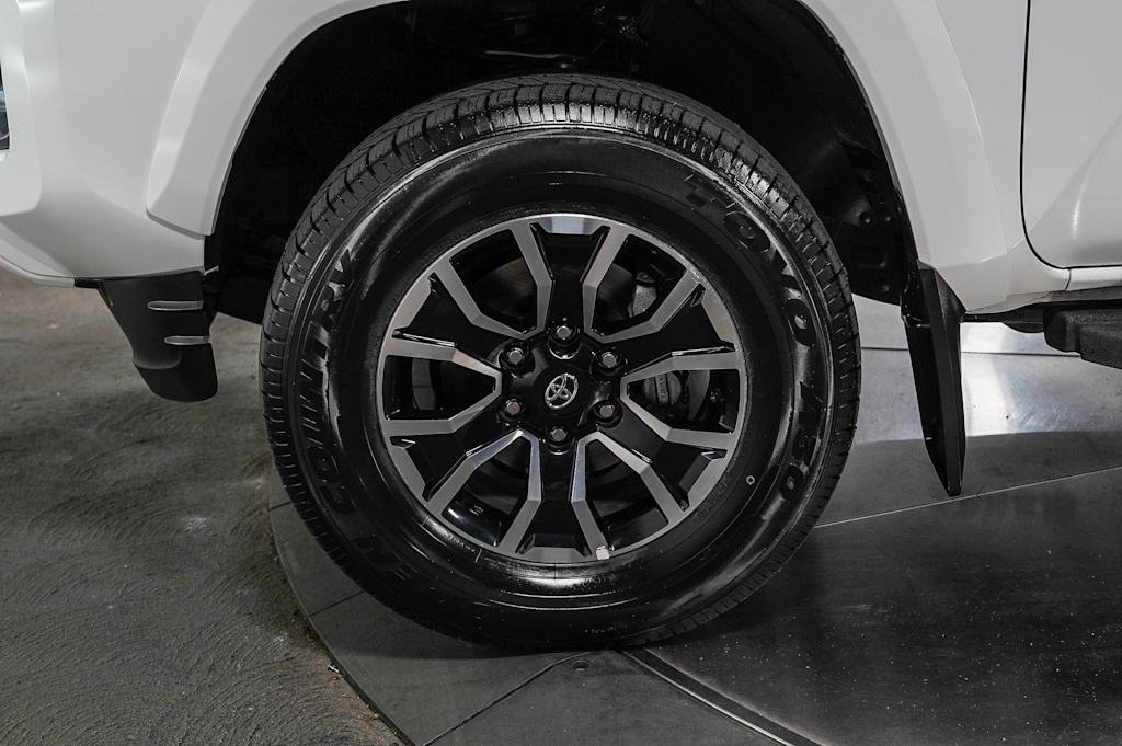 Thumbnail: 2023 Toyota Tacoma - 5