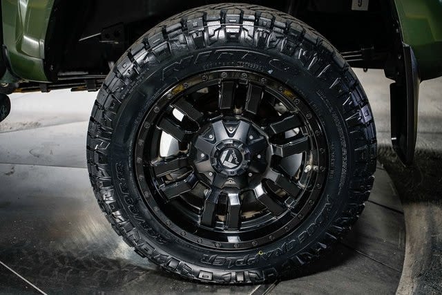Thumbnail: 2021 Toyota Tacoma - 6