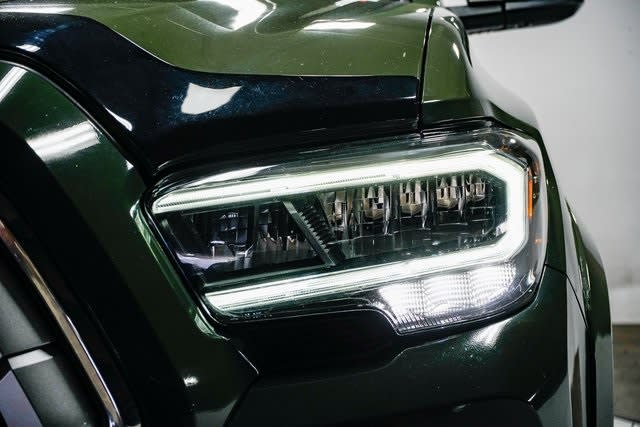 Thumbnail: 2021 Toyota Tacoma - 13