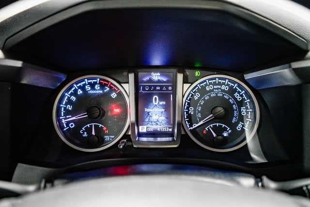 Thumbnail: 2021 Toyota Tacoma - 15