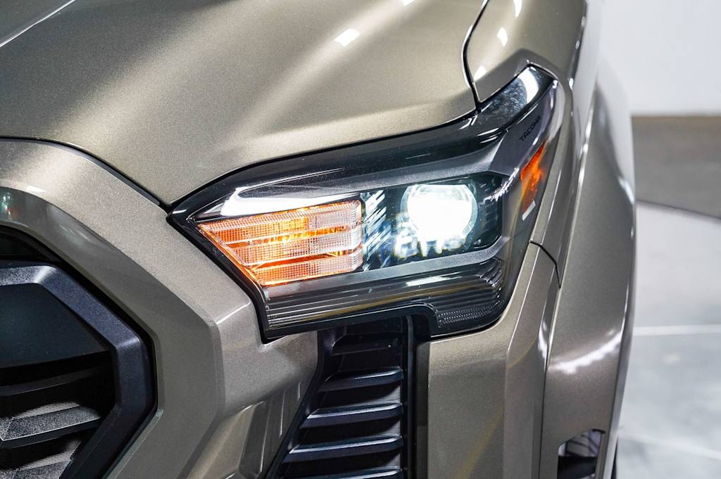 Thumbnail: 2024 Toyota Tacoma - 21