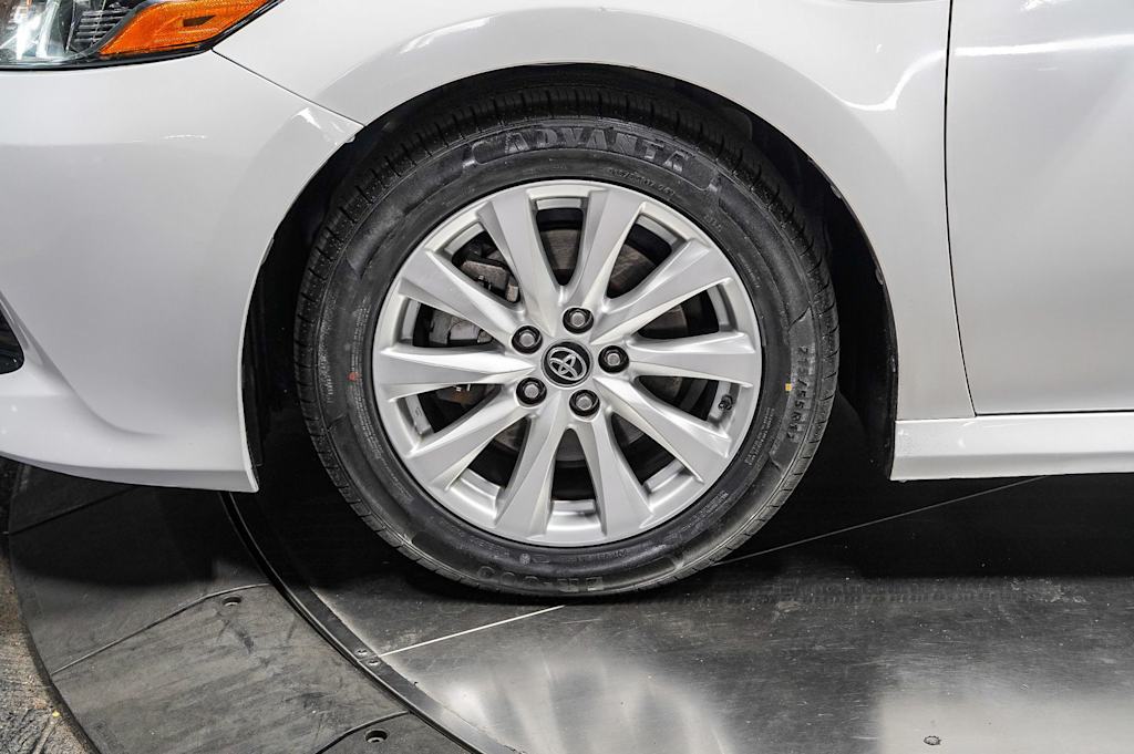Thumbnail: 2019 Toyota Camry - 7