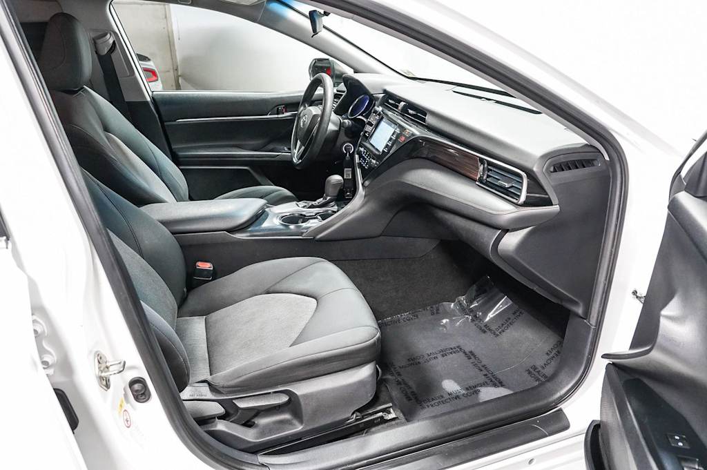 Thumbnail: 2019 Toyota Camry - 10