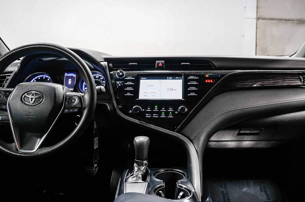 Thumbnail: 2019 Toyota Camry - 9