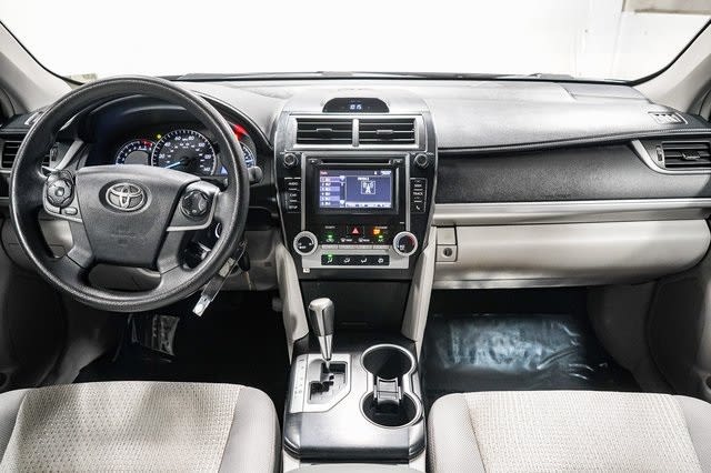 Image 3 of 2014 Toyota Camry