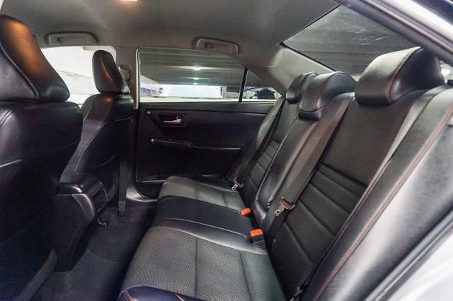 Thumbnail: 2017 Toyota Camry - 11