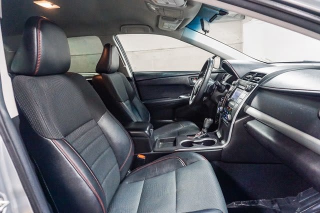 Thumbnail: 2017 Toyota Camry - 9