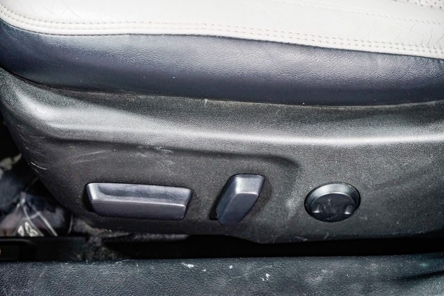 2016 Toyota Camry XSE 25